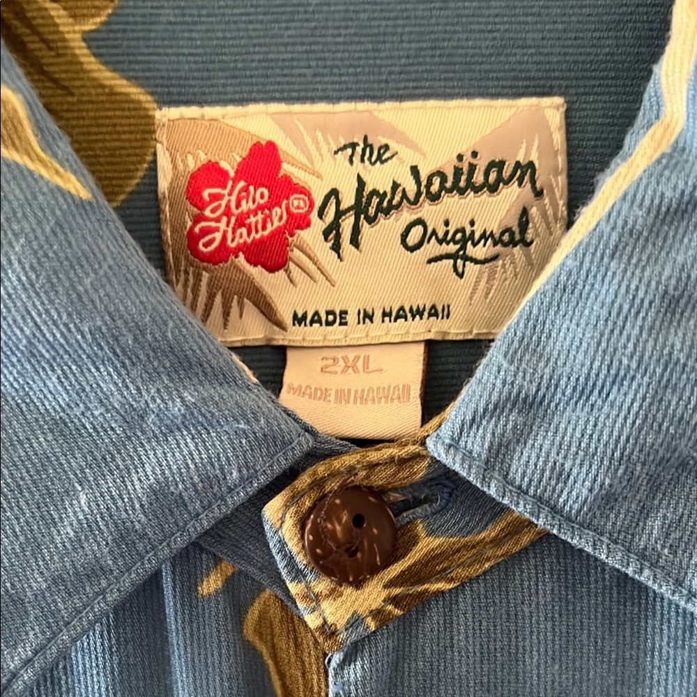 Hilo Hattie Blue and Tan Hawaiian Shirt